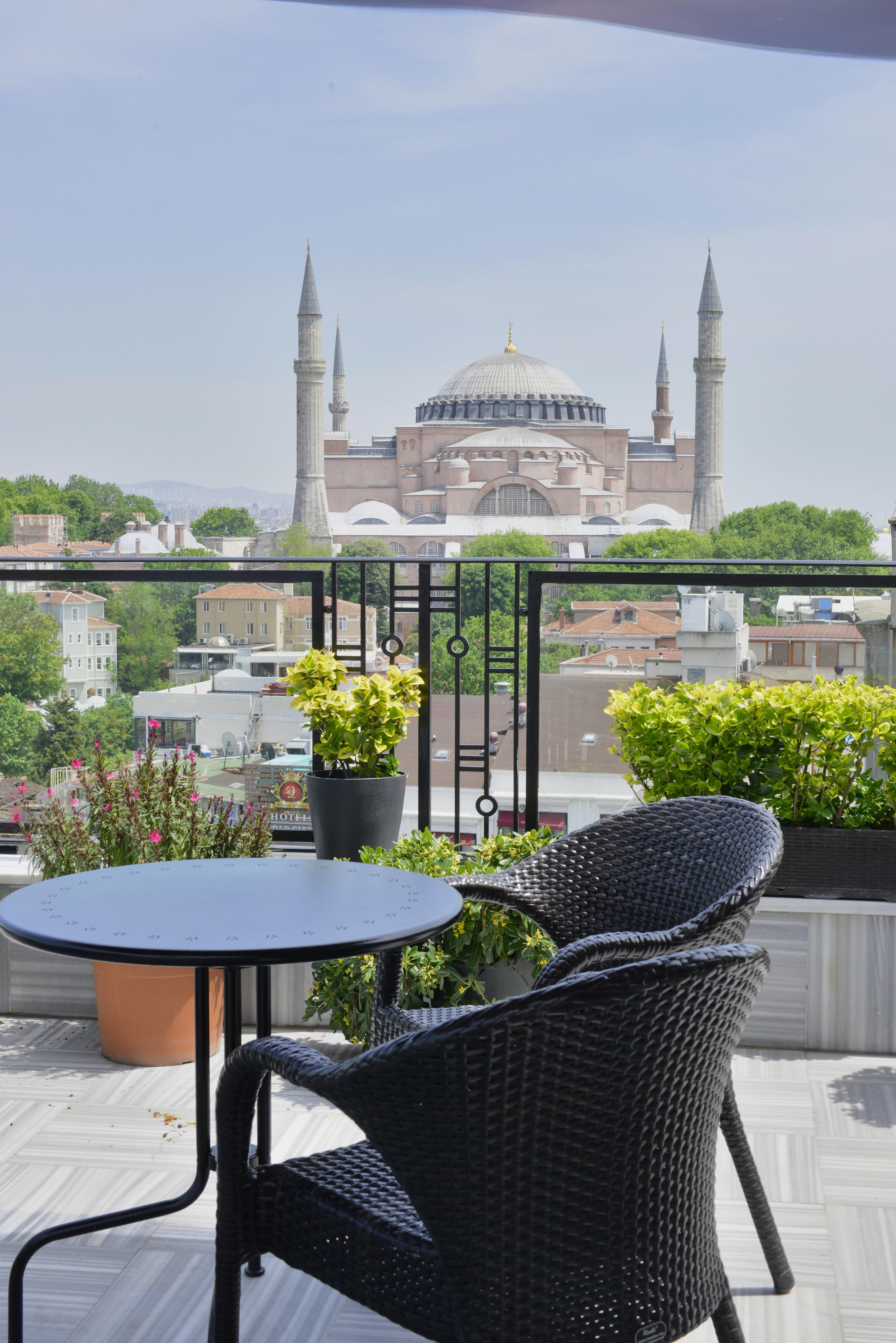 Agora Life Hotel - Special Class Истанбул Екстериор снимка